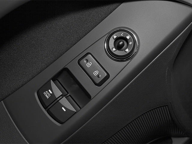 2013 Hyundai ELANTRA GS