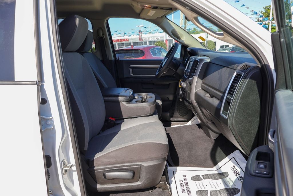 2024 RAM 1500 Classic SLT