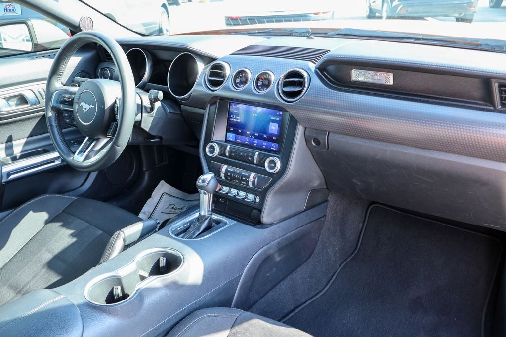 2021 Ford Mustang EcoBoost