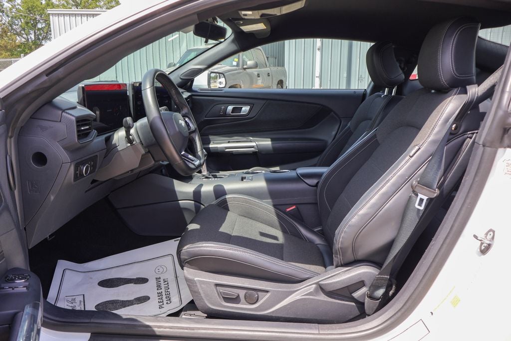 2024 Ford Mustang EcoBoost