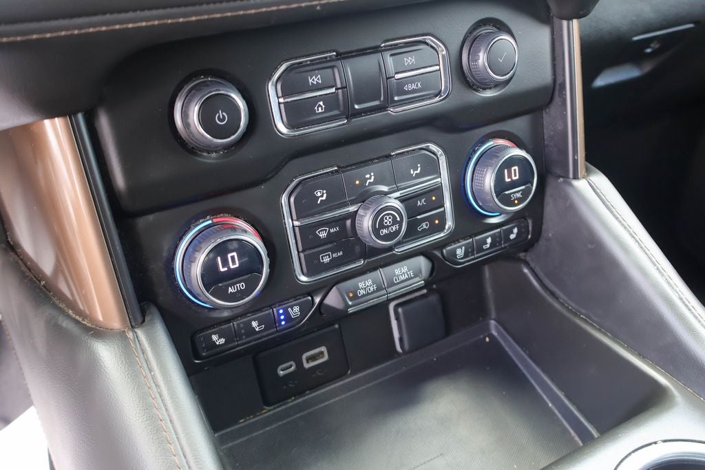 2023 Chevrolet Suburban High Country