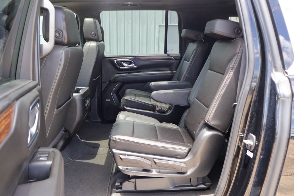 2023 Chevrolet Suburban High Country