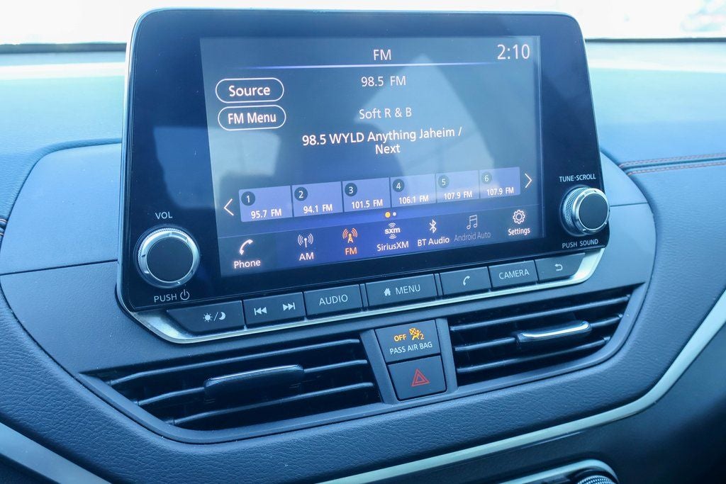 2022 Nissan Altima 2.5 SR