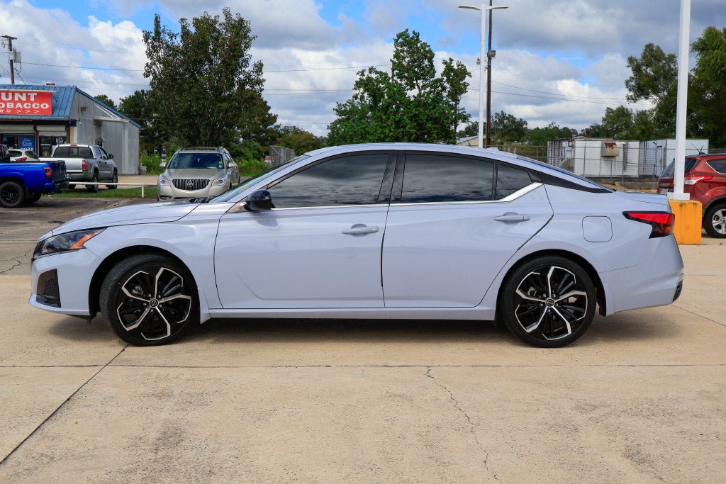 2025 Nissan Altima 2.5 SR