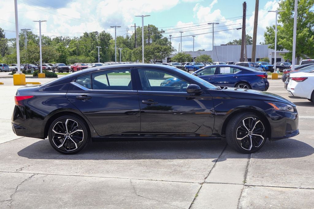 2025 Nissan Altima 2.5 SR