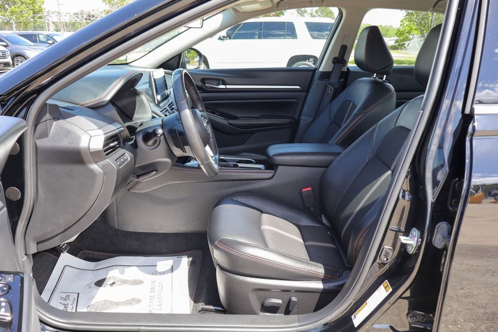 2025 Nissan Altima 2.5 SR