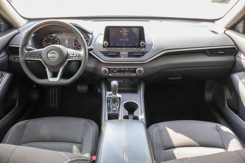 2022 Nissan Altima 2.5 SV