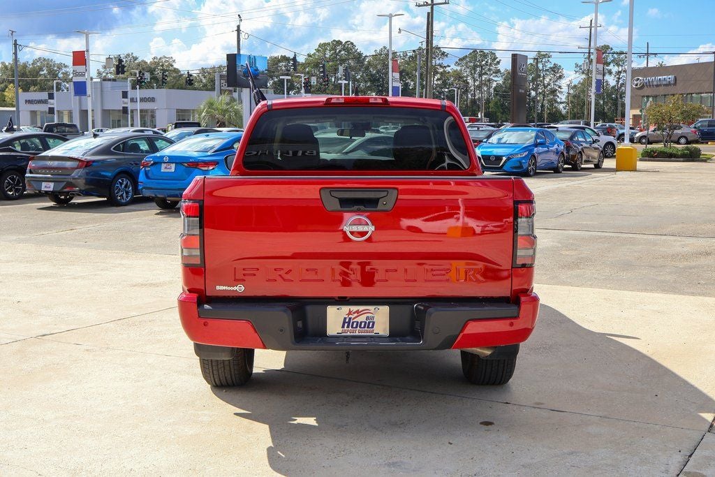 2025 Nissan Frontier SV