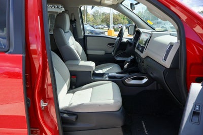 2025 Nissan Frontier SV