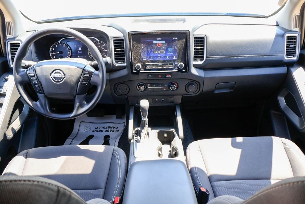 2024 Nissan Frontier SV