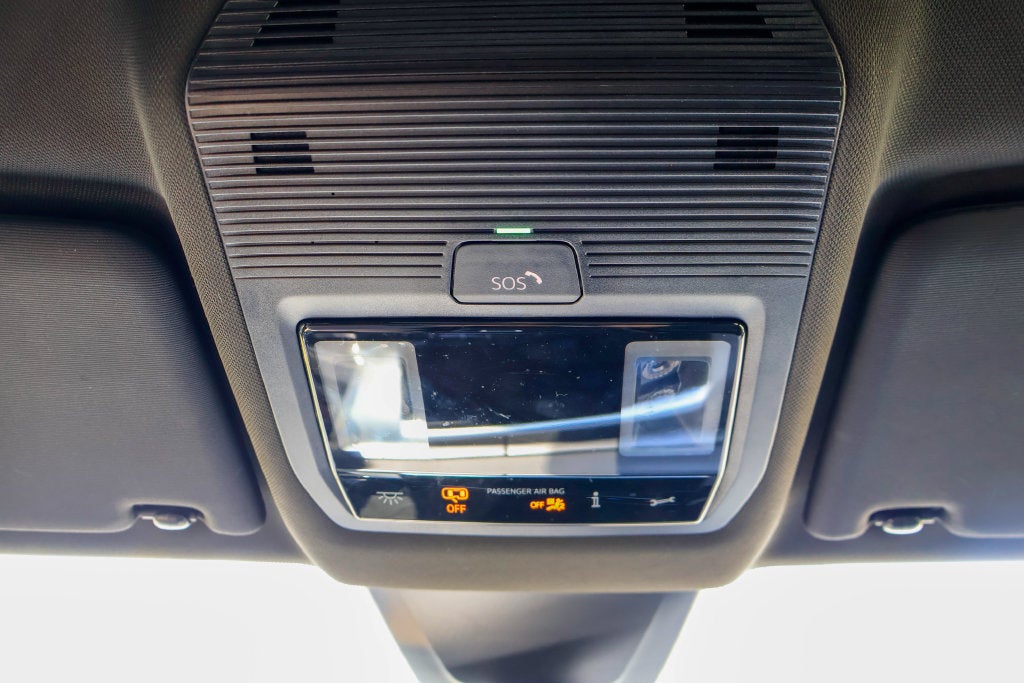 2025 Volkswagen Atlas Cross Sport SE w/Tech - Photo 18