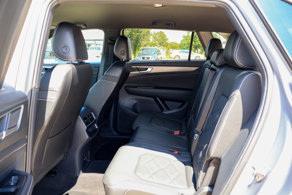 2025 Volkswagen Atlas Cross Sport SE w/Tech - Photo 9
