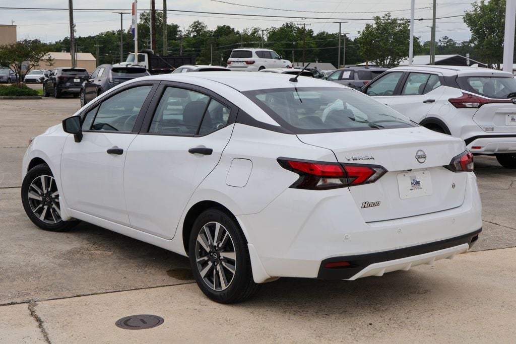 2024 Nissan Versa 1.6 S