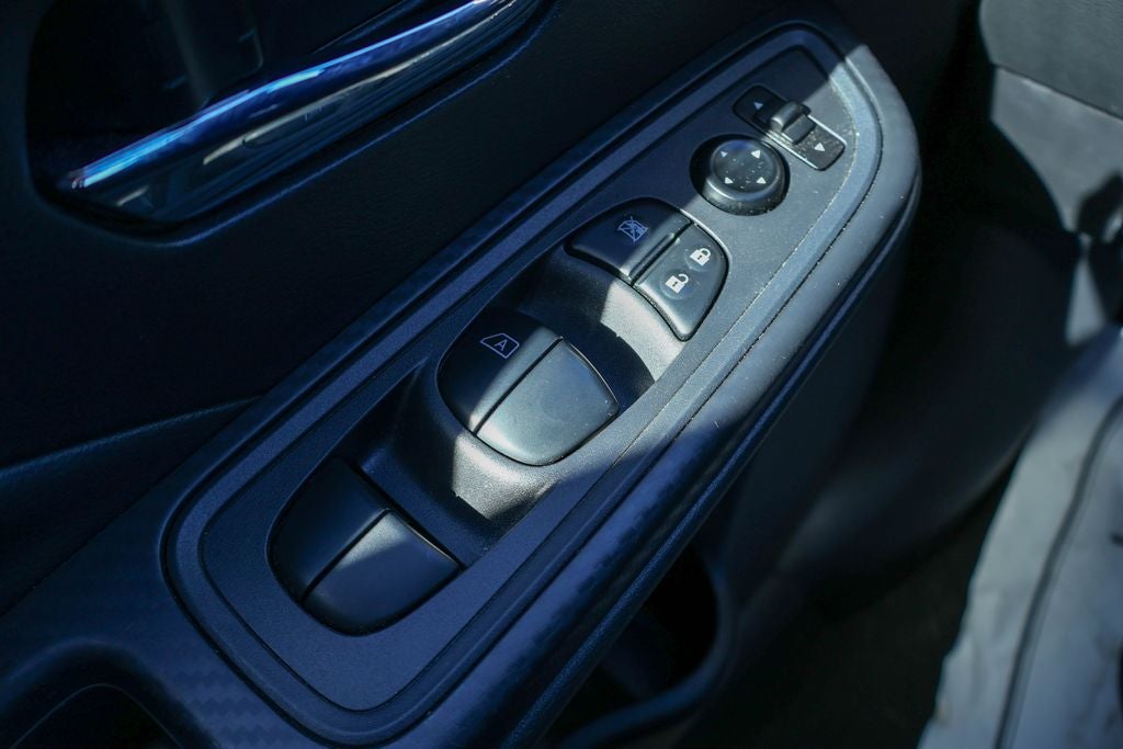 2024 Nissan Versa 1.6 SV