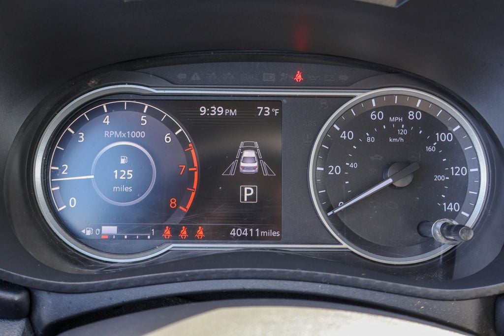 2023 Nissan Versa 1.6 SR