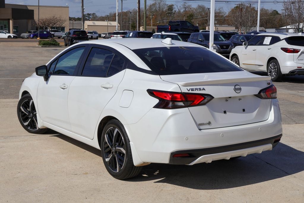 2023 Nissan Versa 1.6 SR