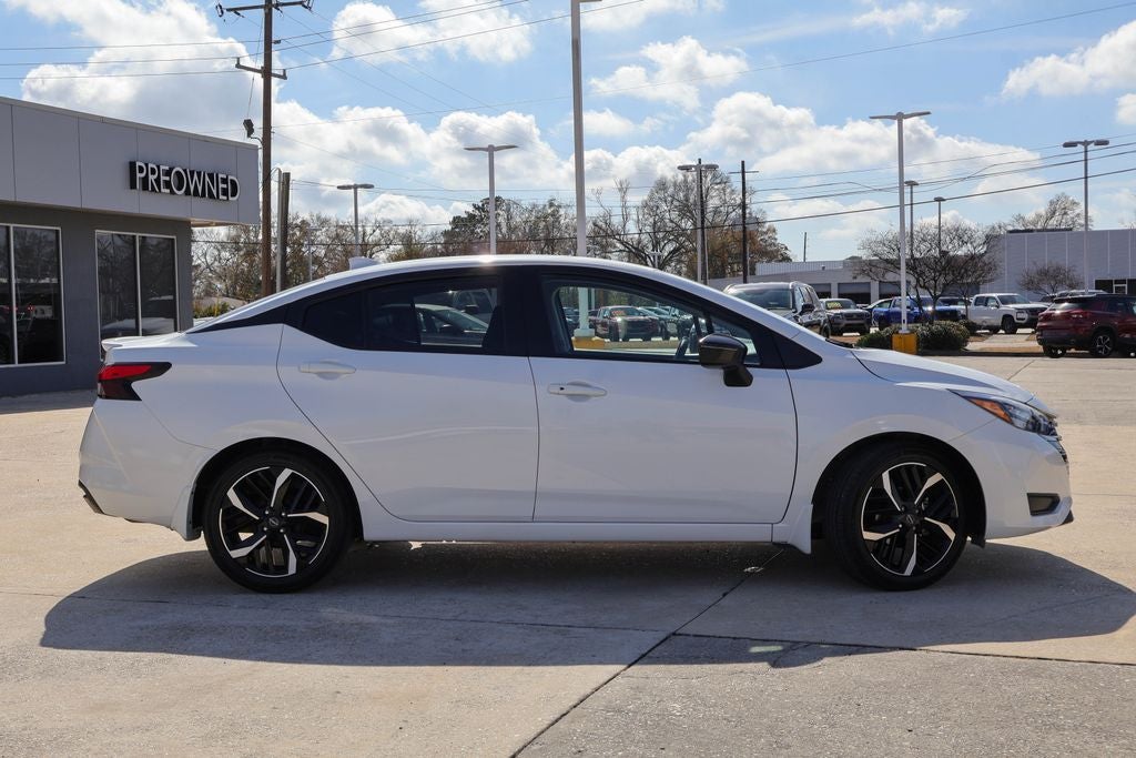 2023 Nissan Versa 1.6 SR