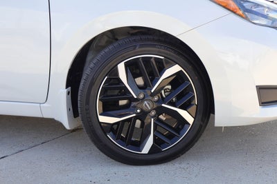 2023 Nissan Versa 1.6 SR