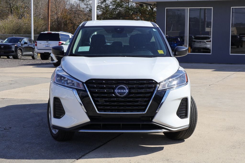 2025 Nissan Kicks Play S