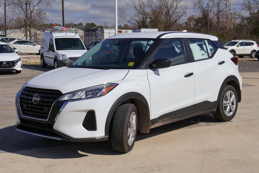 2025 Nissan Kicks Play S