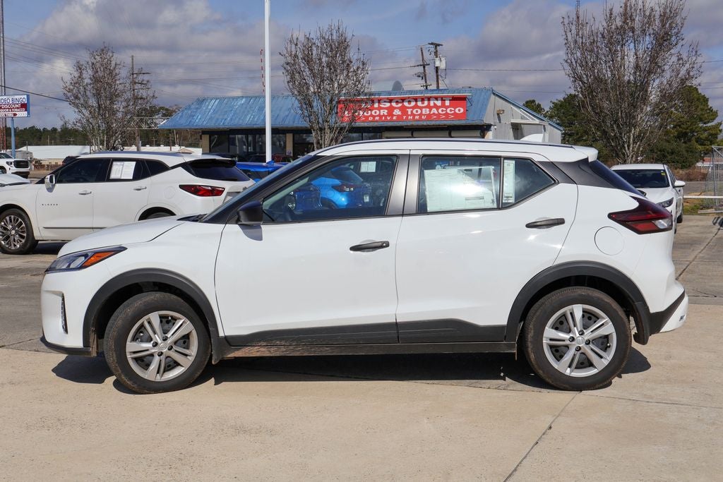 2025 Nissan Kicks Play S