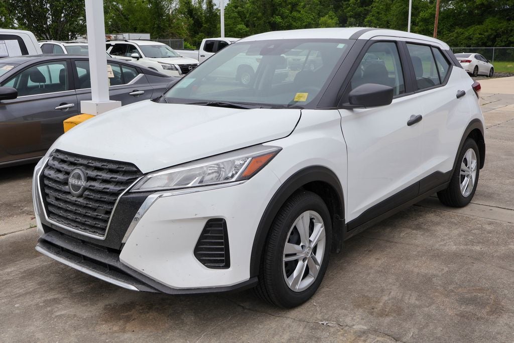 2025 Nissan Kicks Play S