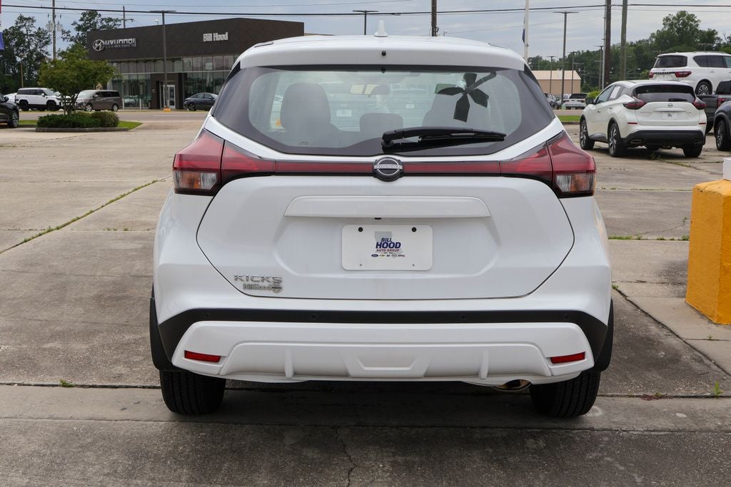 2025 Nissan Kicks Play S