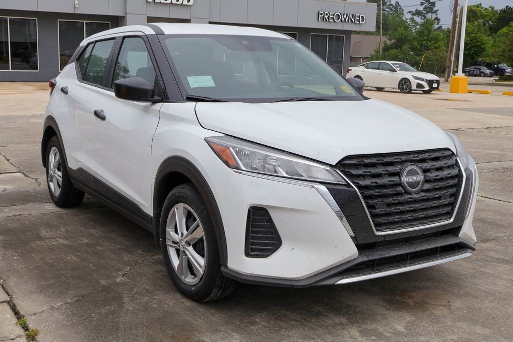 2025 Nissan Kicks Play S
