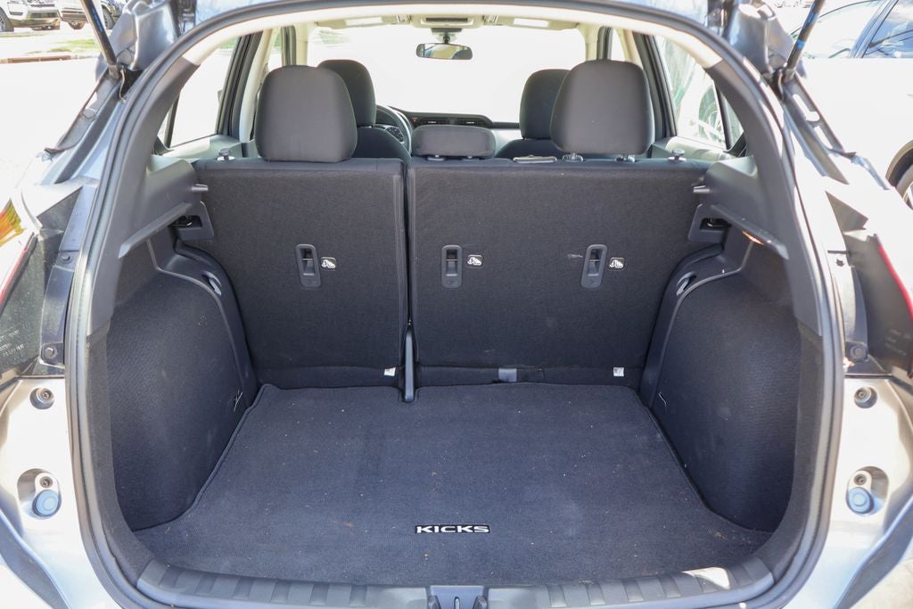 2025 Nissan Kicks Play S