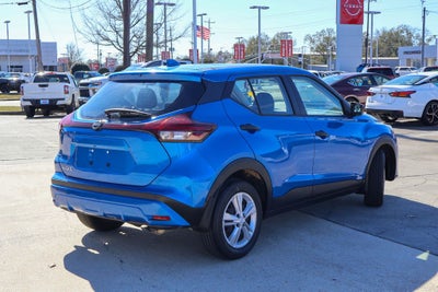 2023 Nissan Kicks S