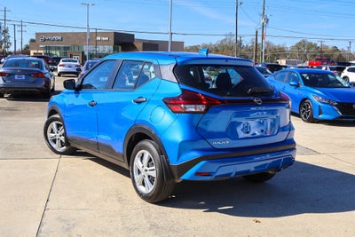 2023 Nissan Kicks S