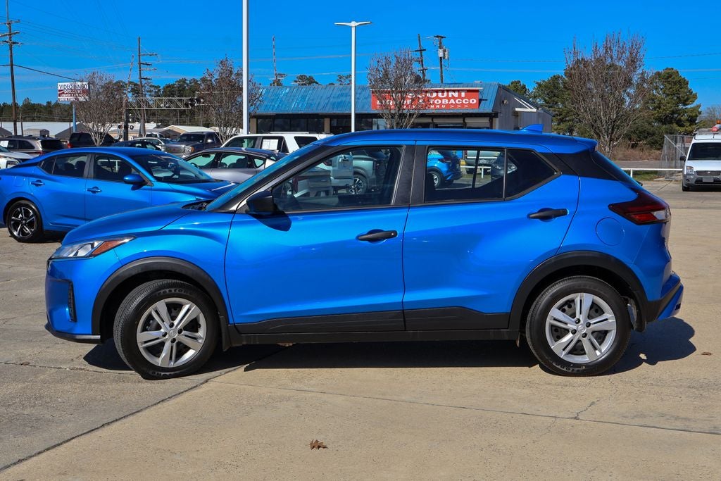 2023 Nissan Kicks S
