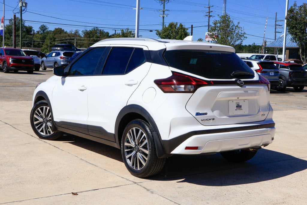 2022 Nissan Kicks SV