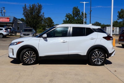 2022 Nissan Kicks SV