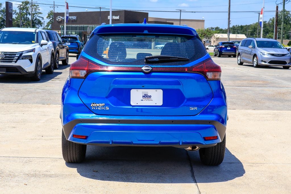 2024 Nissan Kicks SR