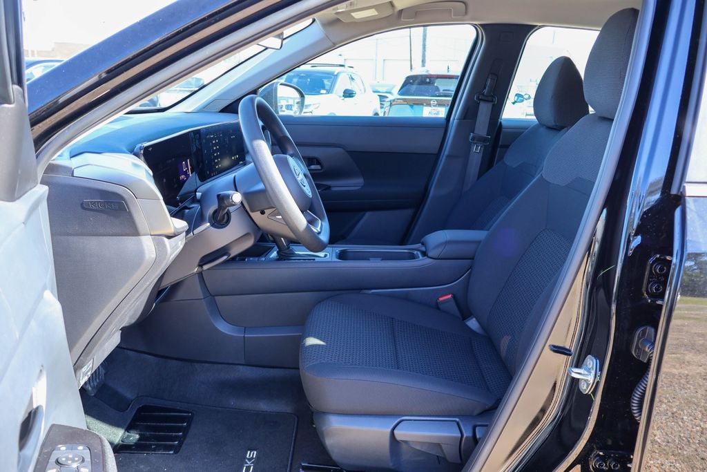 2026 Nissan Kicks S