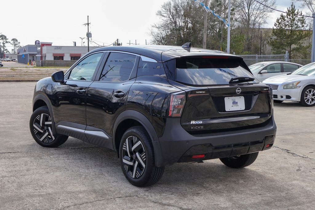 2025 Nissan Kicks SV