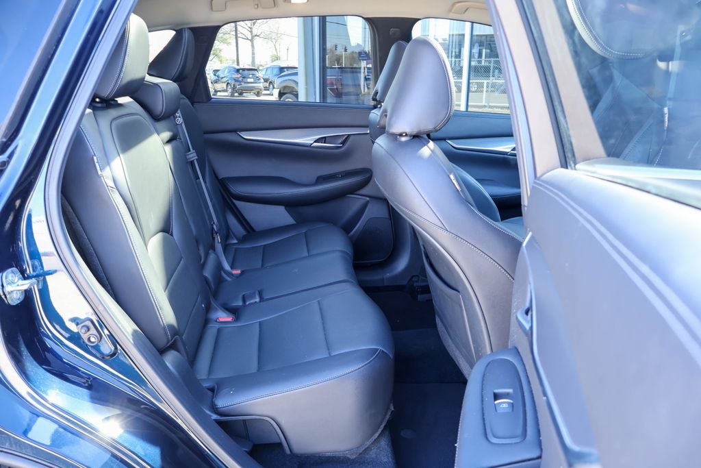 2023 INFINITI QX50 LUXE