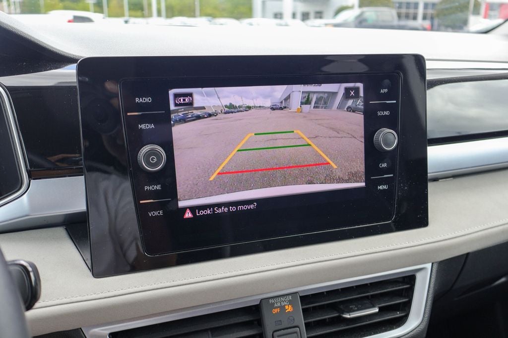 2025 Volkswagen Taos 1.5T SE