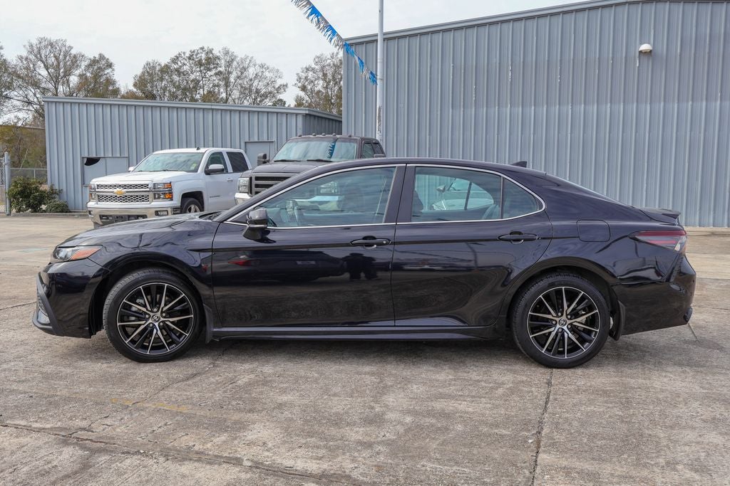 2024 Toyota Camry SE