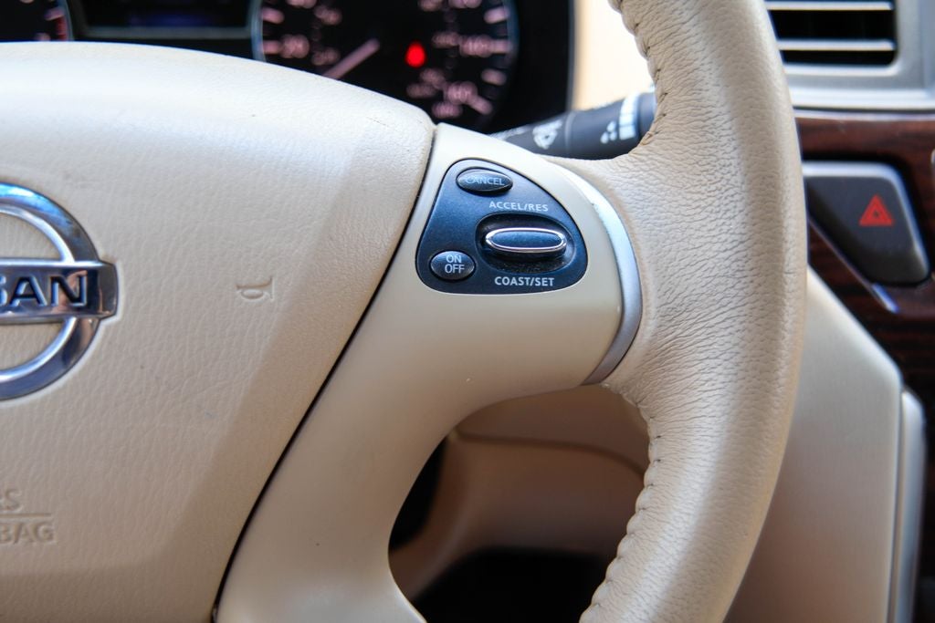 2015 Nissan Pathfinder SL