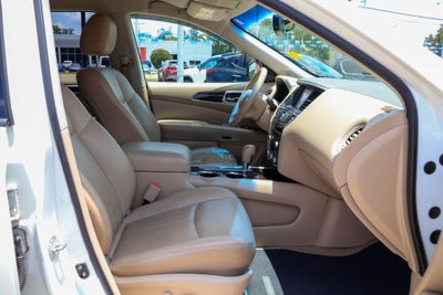 2015 Nissan Pathfinder SL