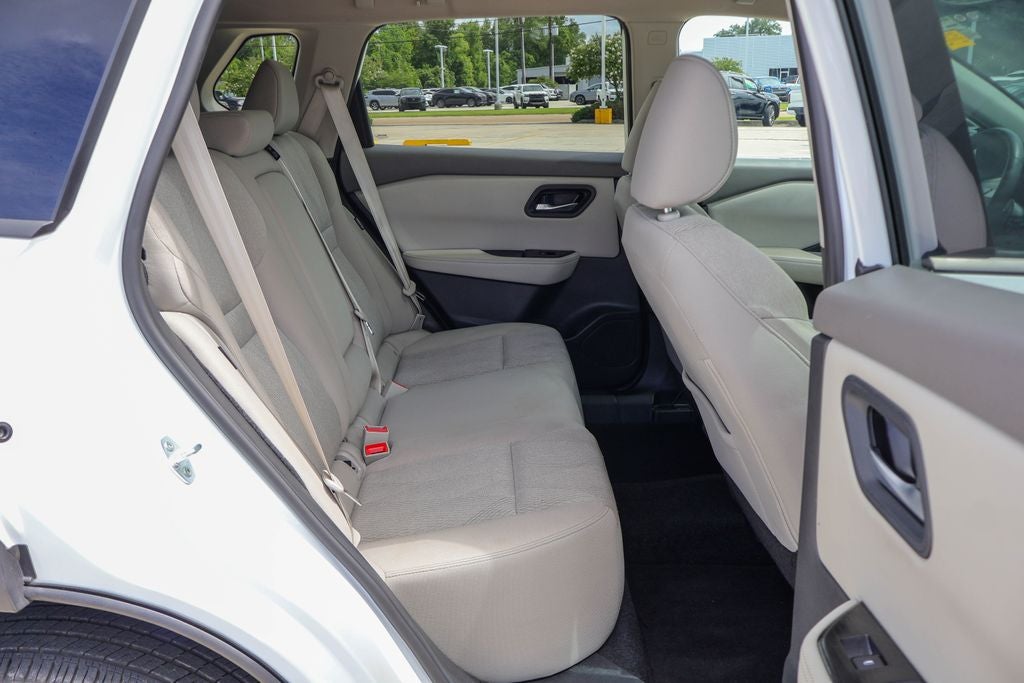2025 Nissan Rogue SV