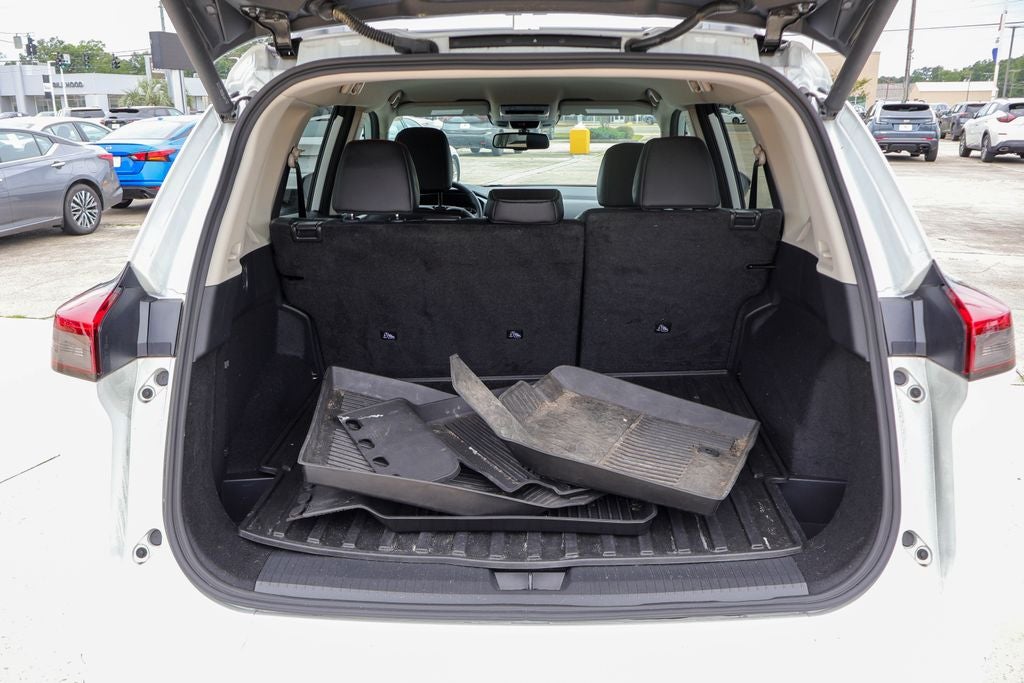 2025 Nissan Rogue Rock Creek