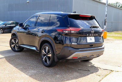 2022 Nissan Rogue SL
