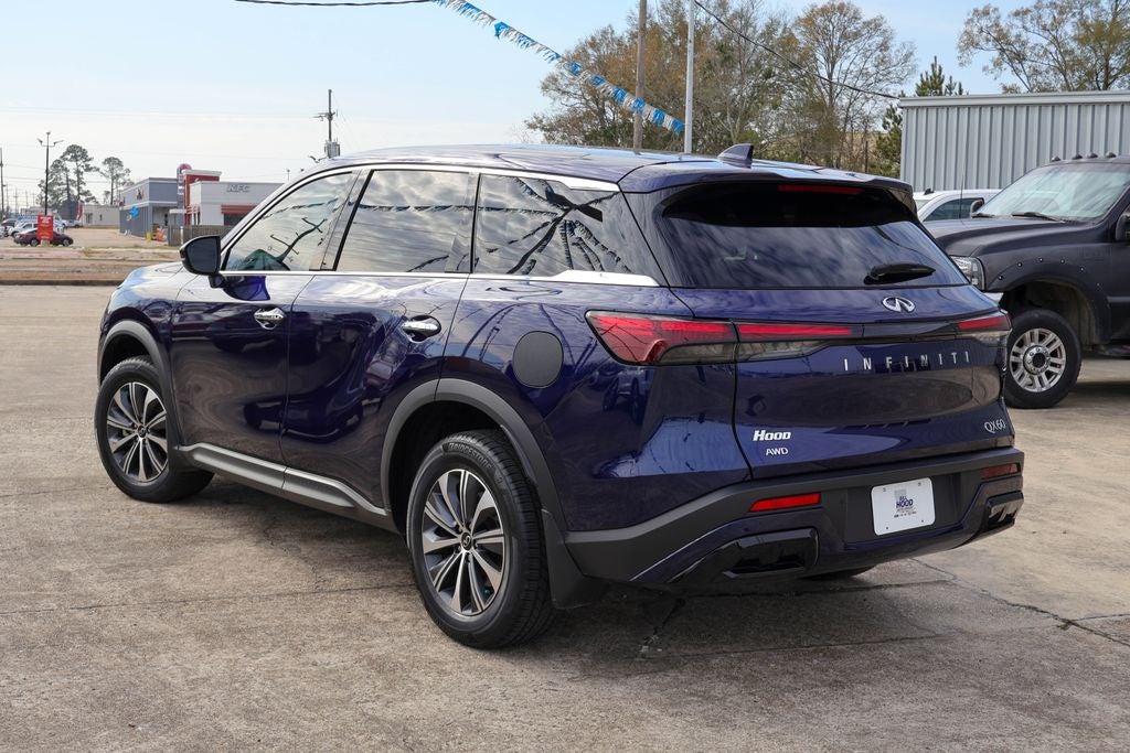 2023 INFINITI QX60 PURE