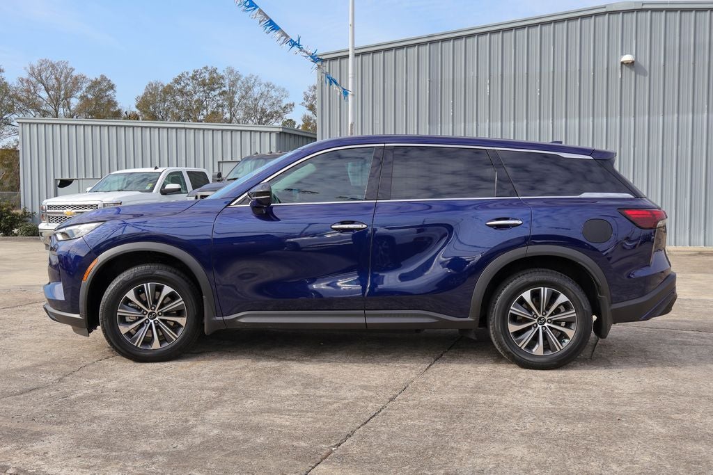 2023 INFINITI QX60 PURE