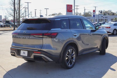 2023 INFINITI QX60 LUXE