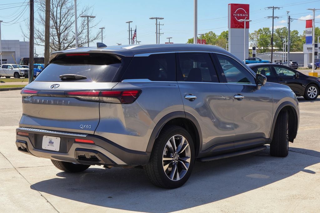 2023 INFINITI QX60 LUXE