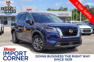 2025 Nissan Pathfinder SV
